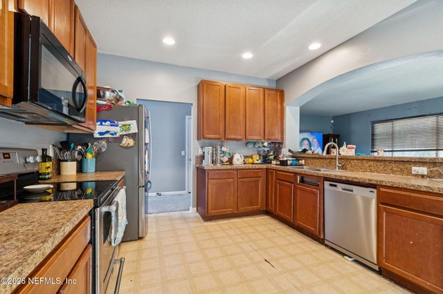 13687 DEVAN LEE Drive N, Jacksonville, FL 32226