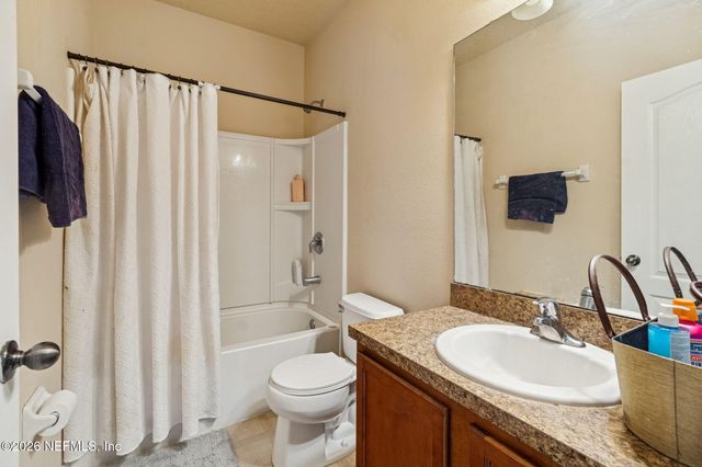 13687 DEVAN LEE Drive N, Jacksonville, FL 32226