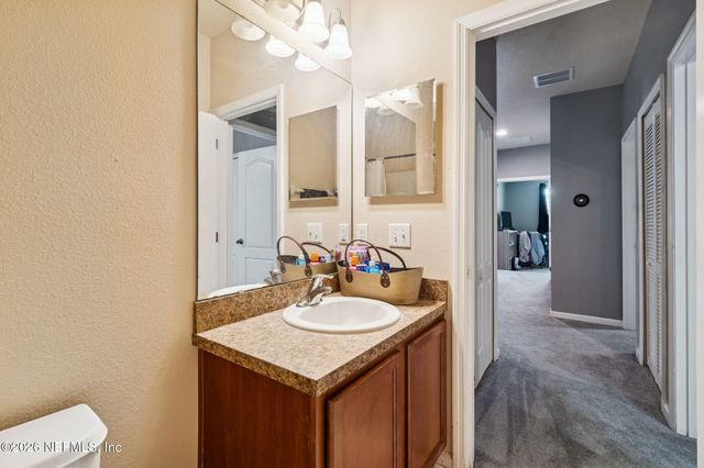 13687 DEVAN LEE Drive N, Jacksonville, FL 32226