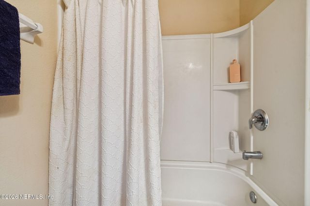 13687 DEVAN LEE Drive N, Jacksonville, FL 32226