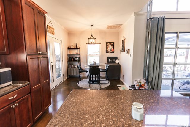 6147 Pfeil, Schertz, TX 78154