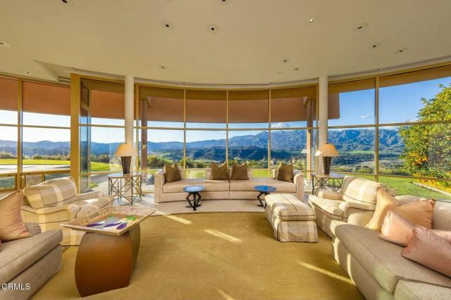 10945 Alto Court, Oak View, CA 93022