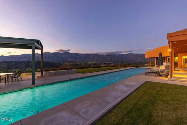 10945 Alto Court, Oak View, CA 93022