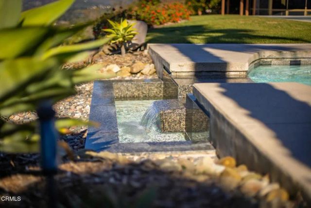 10945 Alto Court, Oak View, CA 93022