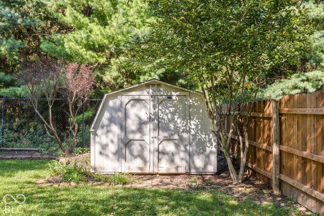 11456 Wilderness Trail, Fishers, IN 46038
