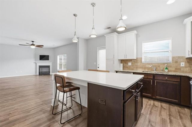 222 Loganview Drive, Loganville, GA 30052