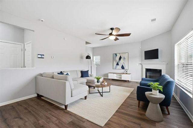 222 Loganview Drive, Loganville, GA 30052