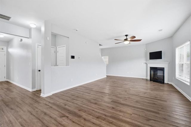 222 Loganview Drive, Loganville, GA 30052