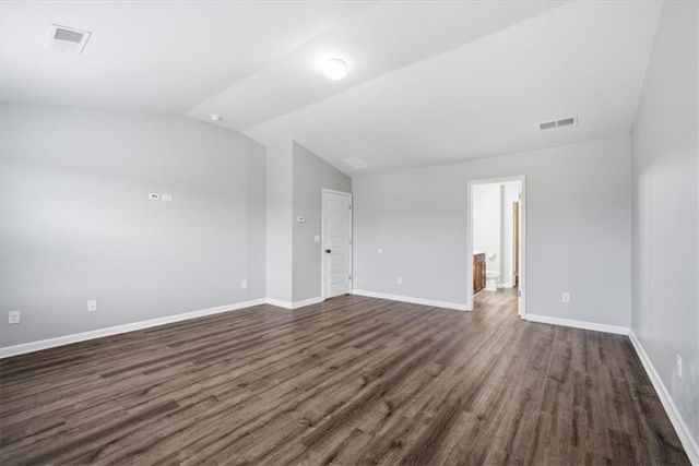 222 Loganview Drive, Loganville, GA 30052