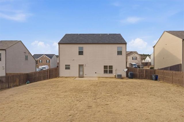 222 Loganview Drive, Loganville, GA 30052