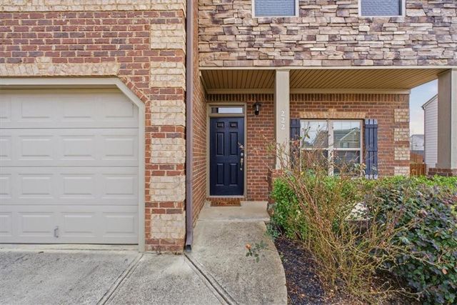 222 Loganview Drive, Loganville, GA 30052