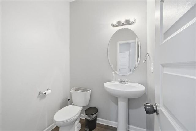 222 Loganview Drive, Loganville, GA 30052