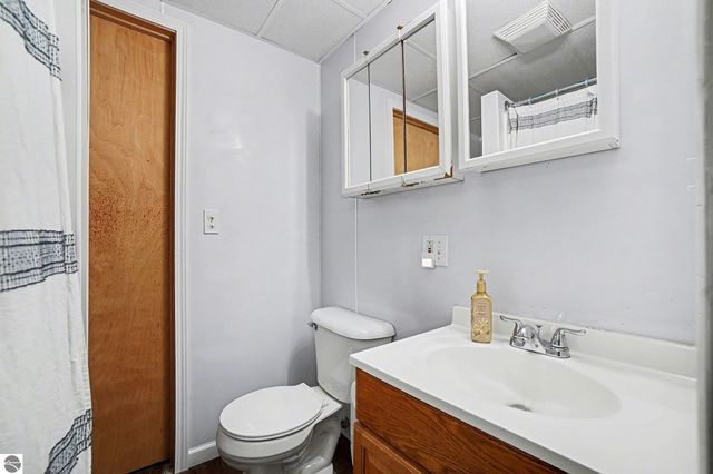 5165 Silverberry Drive, Mt Pleasant, MI 48858