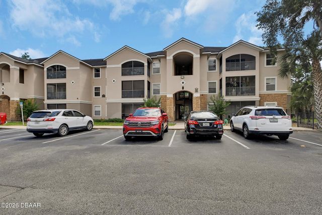 940 Village Trl Unit 8-206, Port Orange, FL 32127