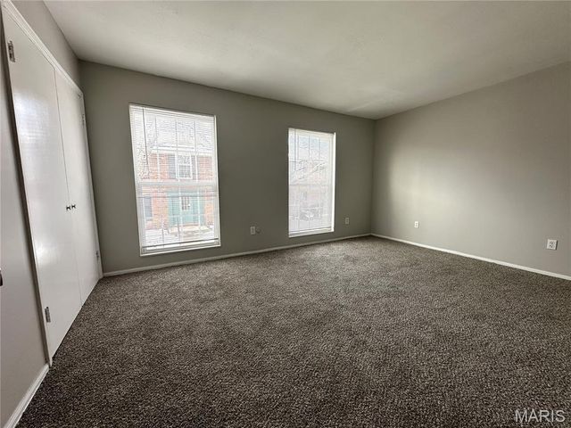 420 Chapel Ridge Drive, Hazelwood, MO 63042