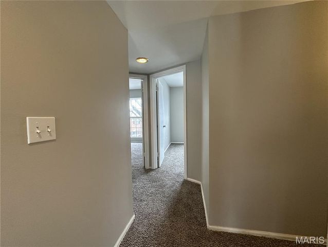 420 Chapel Ridge Drive, Hazelwood, MO 63042