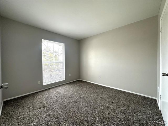 420 Chapel Ridge Drive, Hazelwood, MO 63042