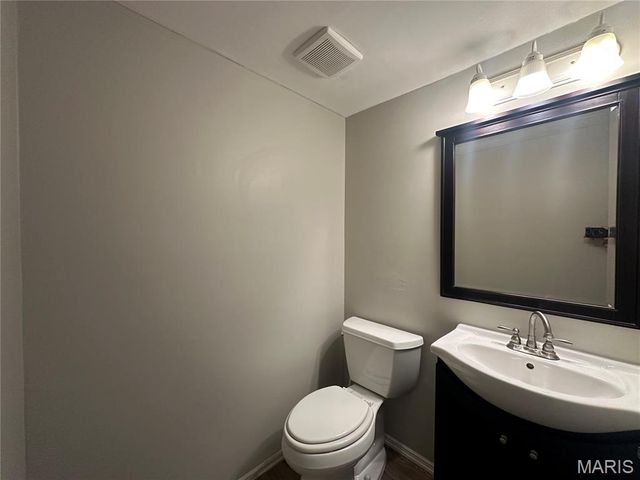 420 Chapel Ridge Drive, Hazelwood, MO 63042