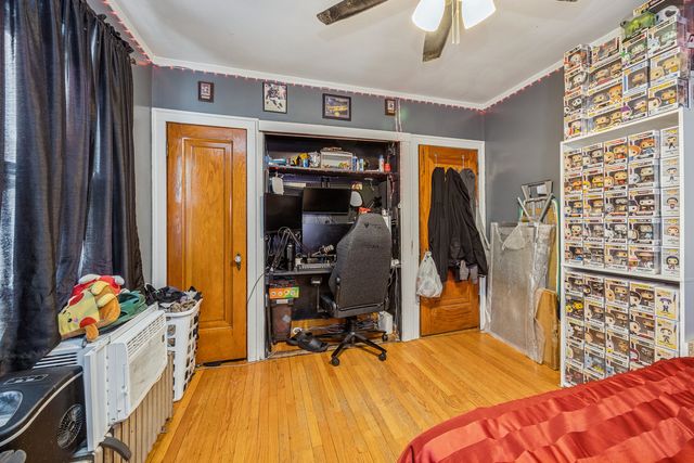 1647 Clinton Avenue, Berwyn, IL 60402