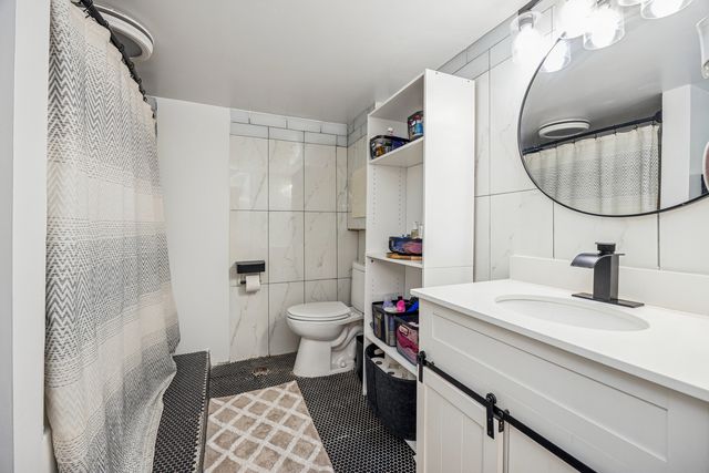 1647 Clinton Avenue, Berwyn, IL 60402