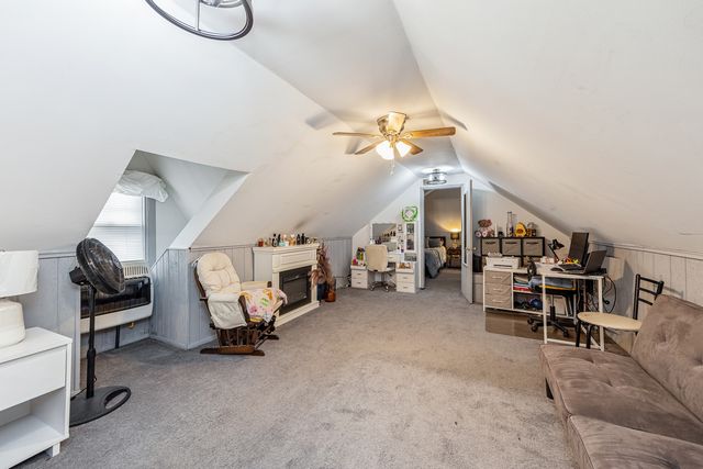 1647 Clinton Avenue, Berwyn, IL 60402