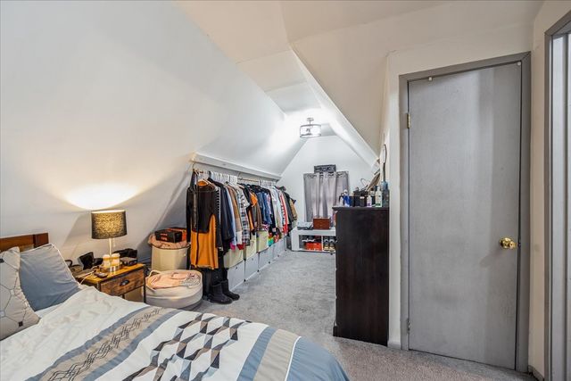 1647 Clinton Avenue, Berwyn, IL 60402