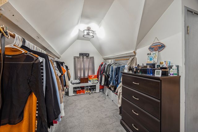 1647 Clinton Avenue, Berwyn, IL 60402