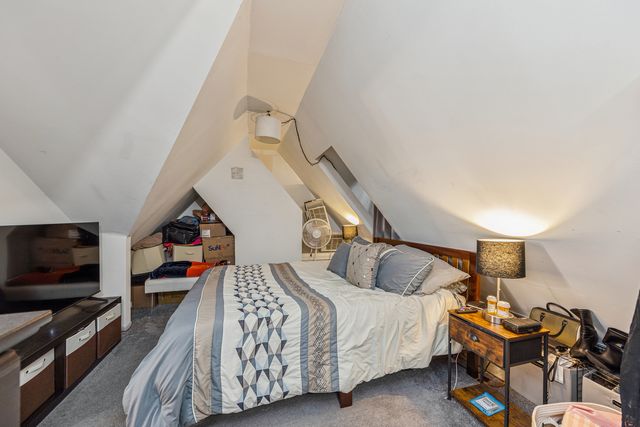 1647 Clinton Avenue, Berwyn, IL 60402