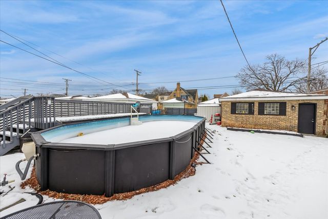 1647 Clinton Avenue, Berwyn, IL 60402