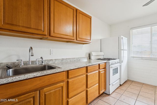 13017 N 20th Street, Phoenix, AZ 85022