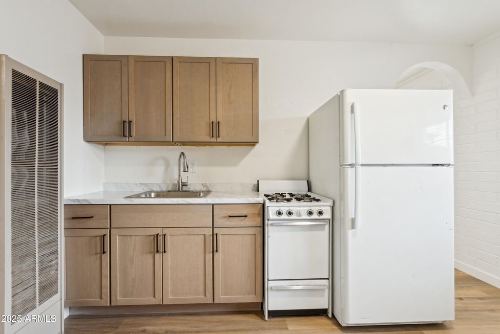 13017 N 20th Street, Phoenix, AZ 85022