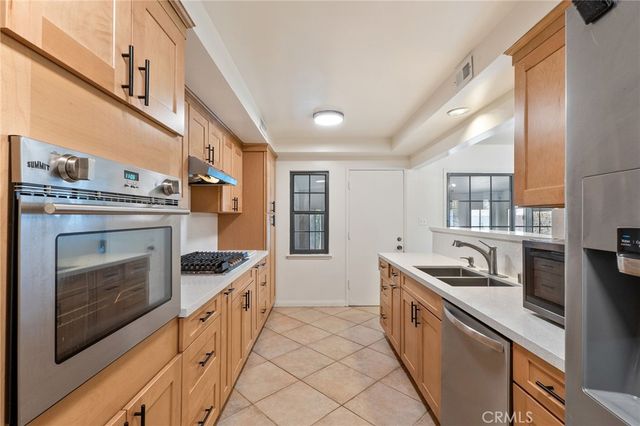 2167 Cinderella, Pomona, CA 91767