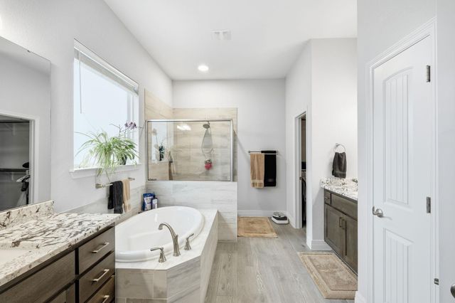 1209 Winding Way DR, Georgetown, TX 78628