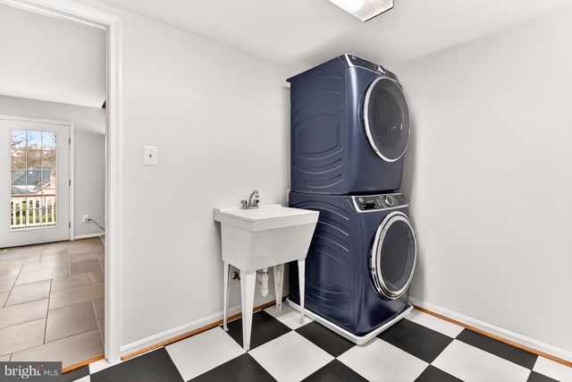 4213 SAINT JEROME DR, Annandale, VA 22003