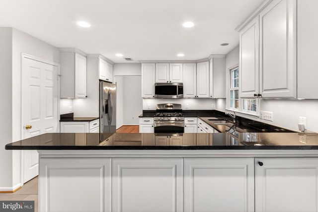 4213 SAINT JEROME DR, Annandale, VA 22003