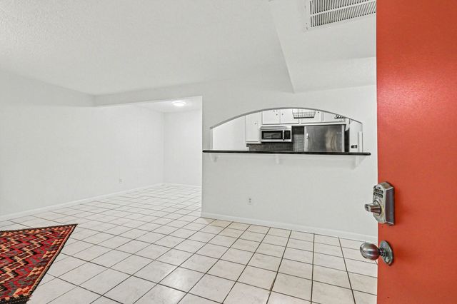 1527 Rutland Street 4, Houston, TX 77008