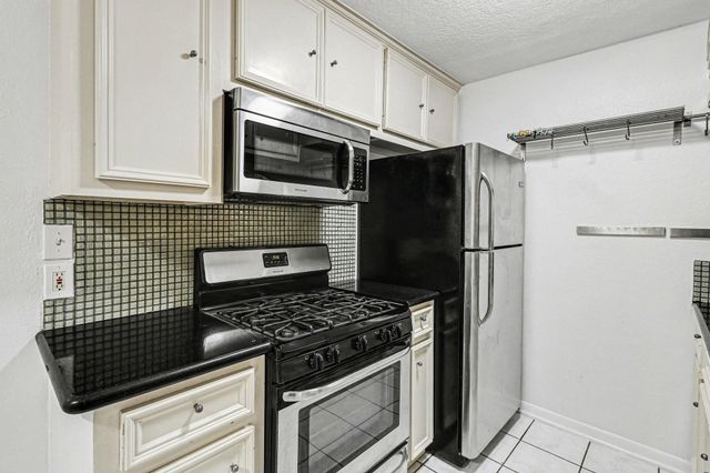 1527 Rutland Street 4, Houston, TX 77008