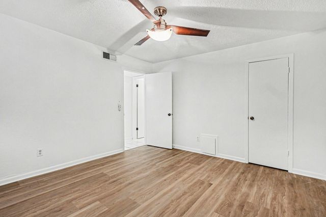 1527 Rutland Street 4, Houston, TX 77008