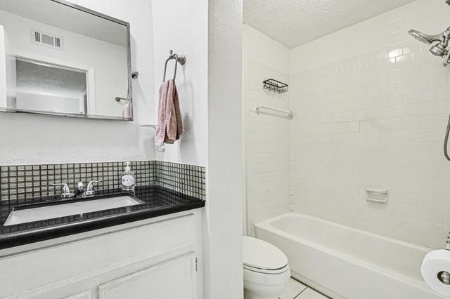 1527 Rutland Street 4, Houston, TX 77008