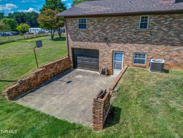 485 Pates Hill Road, Mosheim, TN 37818