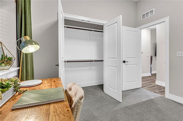 5834 Hunter Court, Raytown, MO 64133