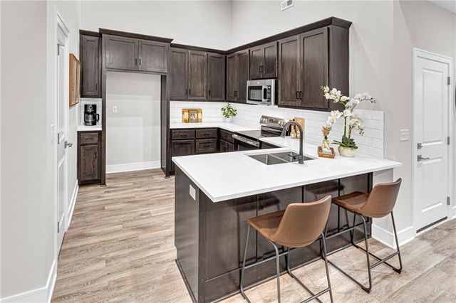 5834 Hunter Court, Raytown, MO 64133