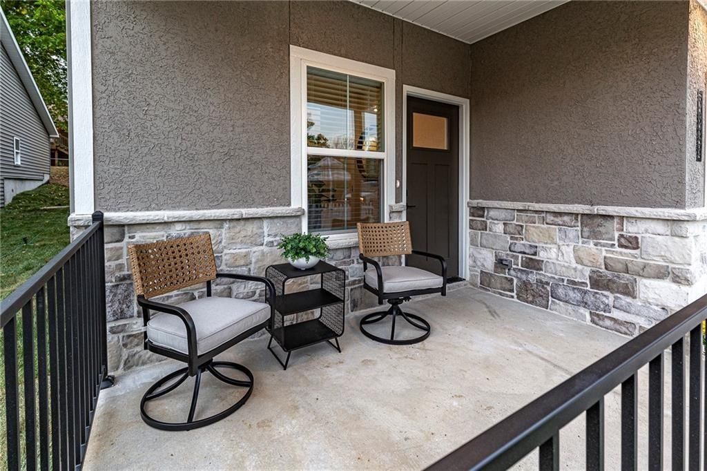 5834 Hunter Court, Raytown, MO 64133