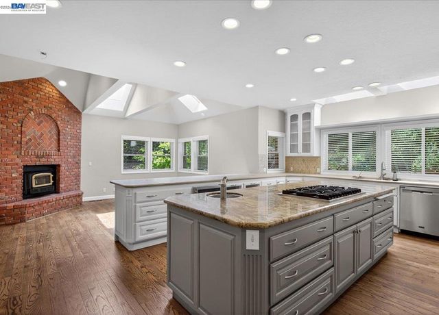 227 Kilkare Rd, Sunol, CA 94586