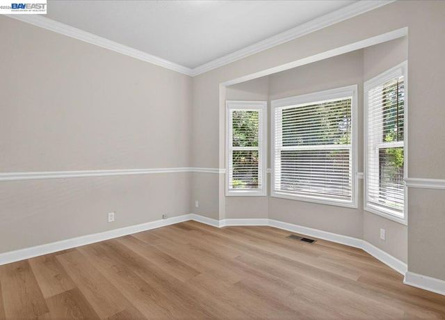 227 Kilkare Rd, Sunol, CA 94586