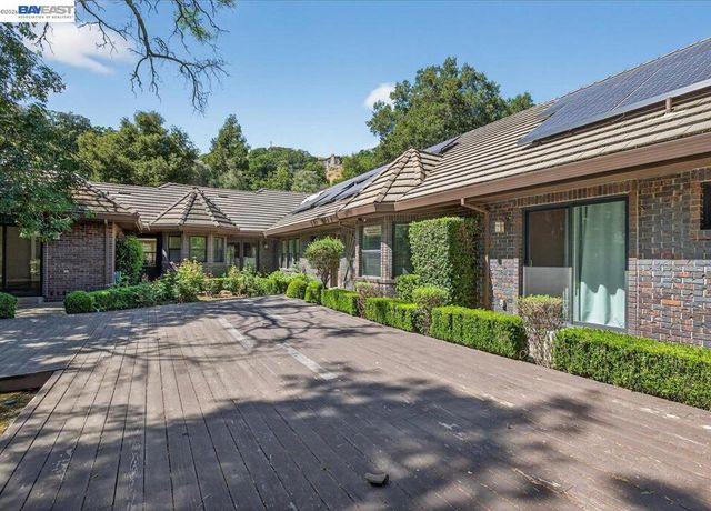 227 Kilkare Rd, Sunol, CA 94586