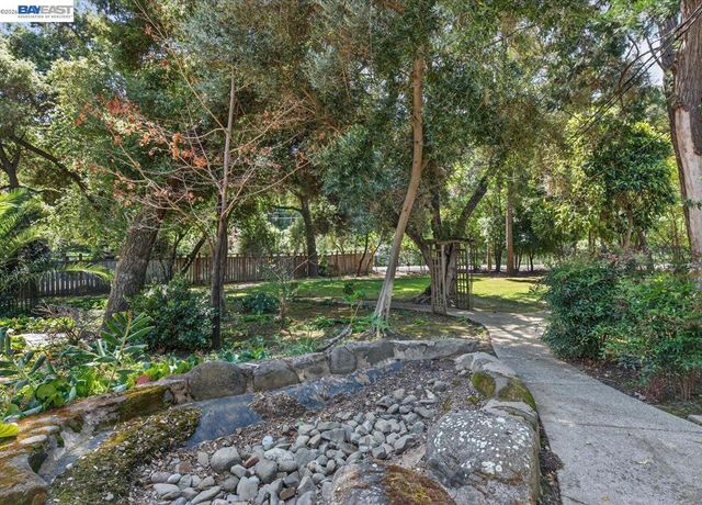 227 Kilkare Rd, Sunol, CA 94586