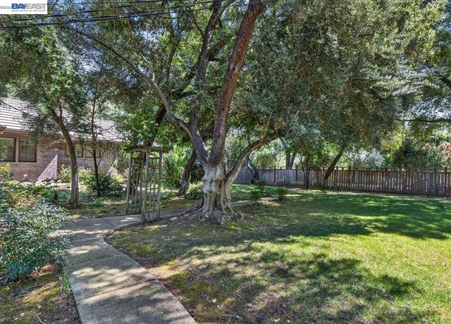 227 Kilkare Rd, Sunol, CA 94586