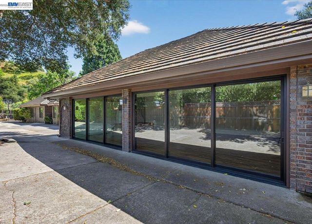 227 Kilkare Rd, Sunol, CA 94586