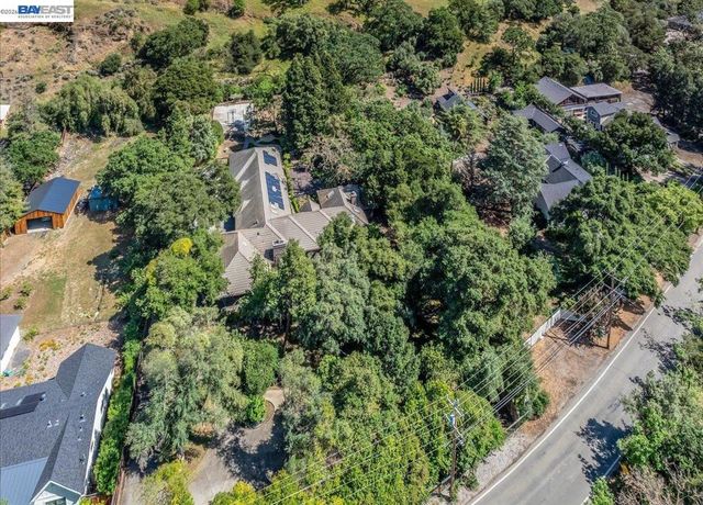 227 Kilkare Rd, Sunol, CA 94586